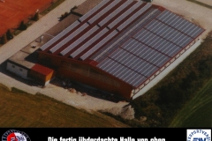 28 Überdachte Halle von oben