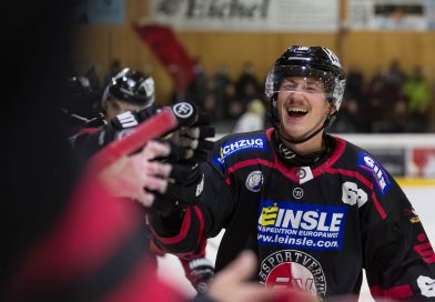 Piraten bleiben zu Hause an bewegendem Abend weiter in der Spur